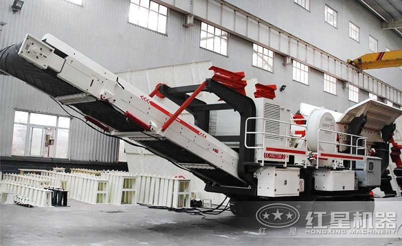 流動式石子粉碎機：履帶液壓驅動，遙控一鍵行走