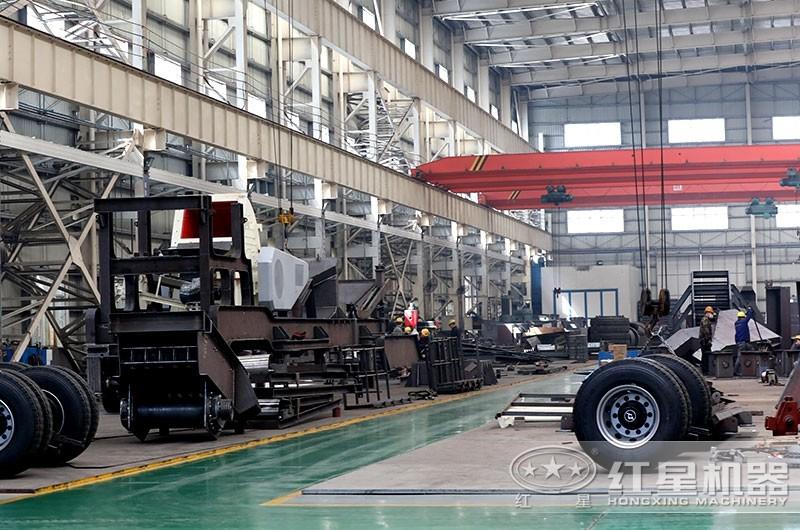 可流動的全自動錘式粉碎機車間生產，工匠精神，性能優良