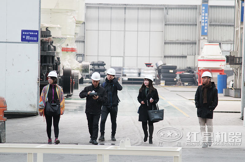 規?；O備廠房，提供立式復合破碎機免費咨詢